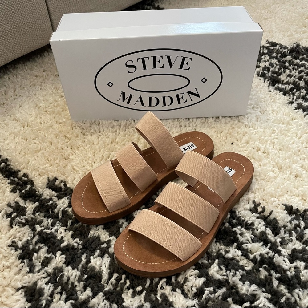 Steve Madden slides